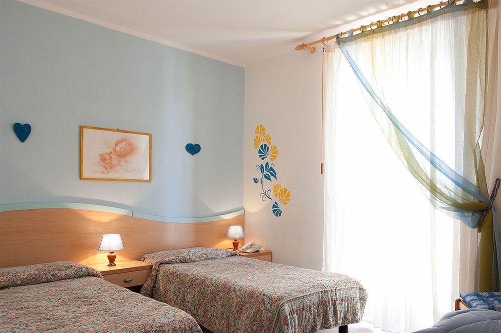 Hotel Ciritorno San Vincenzo Luaran gambar